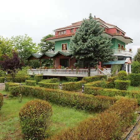 Hotel Villa Kabashi Korce Exterior foto
